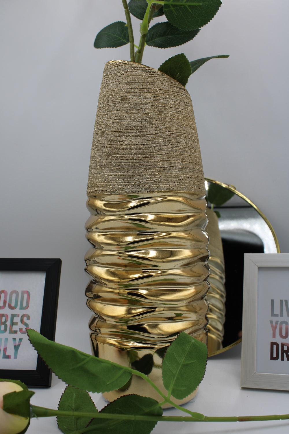 Vase rond moderne "or/crème"